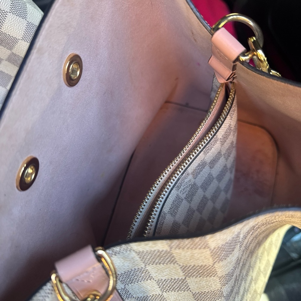 Elegant Checkered Tote Bag
